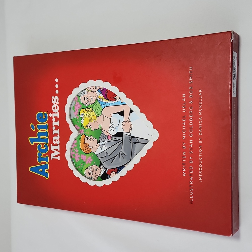 Archie Marries... Double Hardcover Books In Case